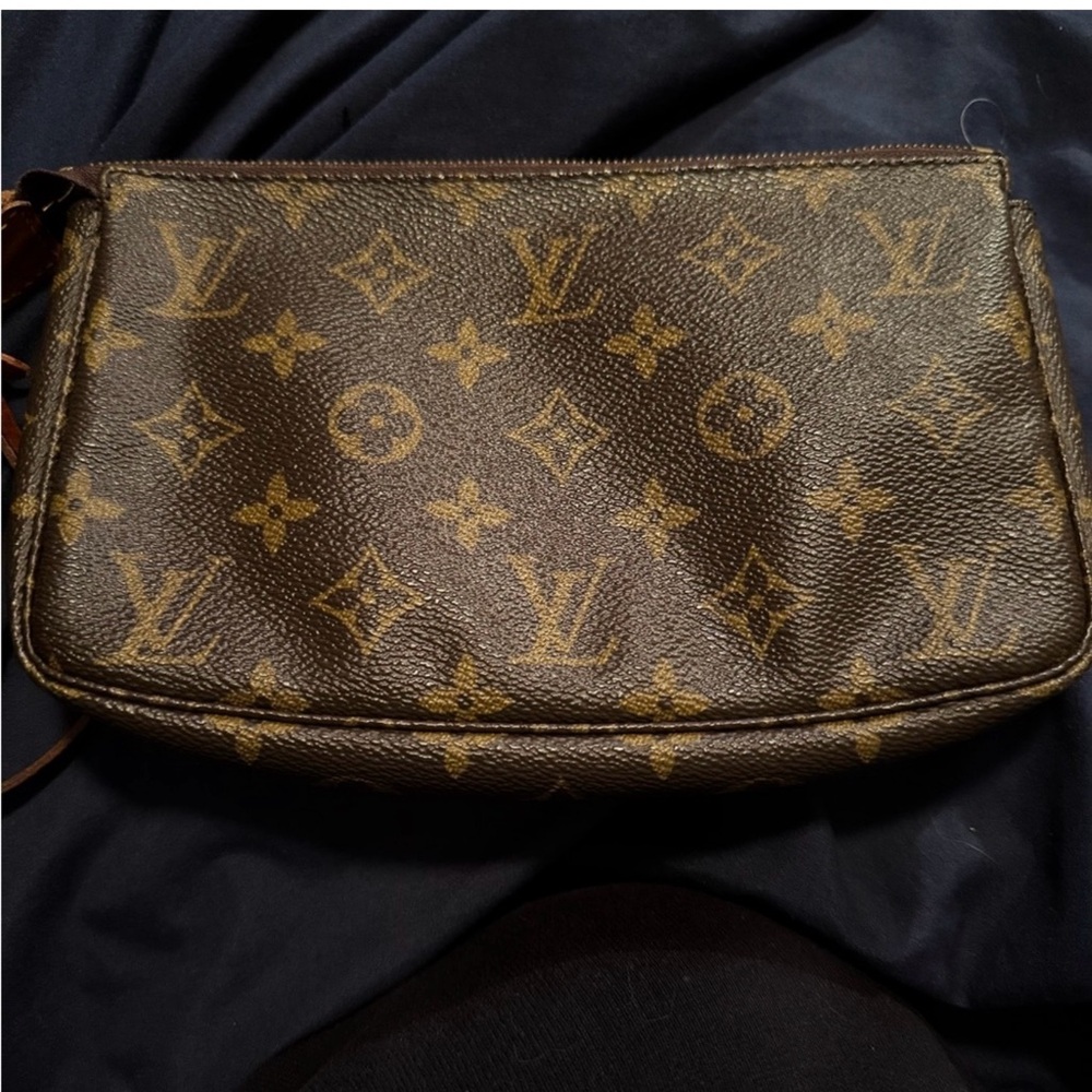 Louis Vuitton Monogram wristlet
